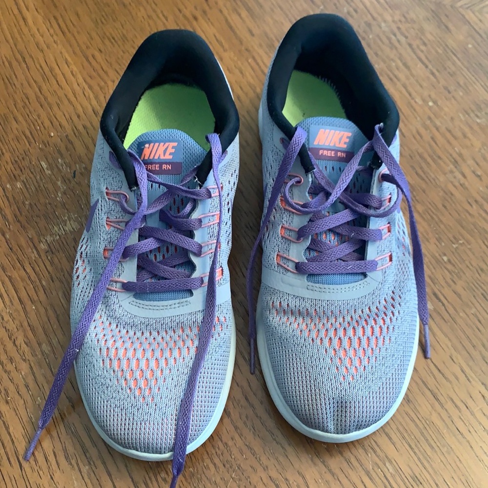 Nike Free RN size 9